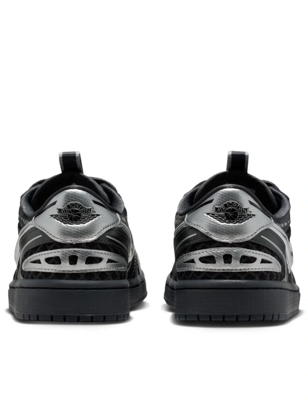📎 Nike Air Jordan 1 Low Black Metallic silver 🖤